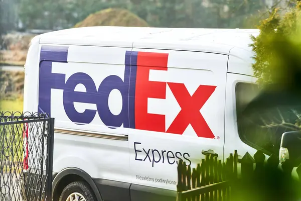 Fedex nakliye şirketi minibüsü 04.02.2025 Polonya, Avrupa