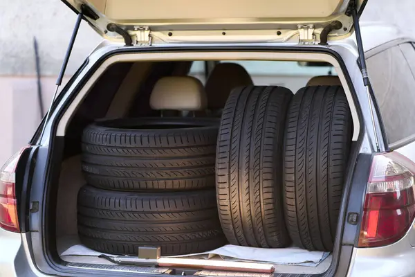 Kış lastiklerini yaz lastiklerine çevirmek