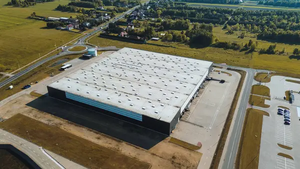 Kırsal zemini olan sanayi binaları