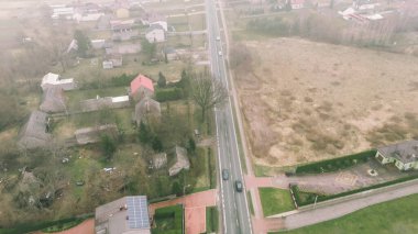 Sabah sisi bomboş otoyolda