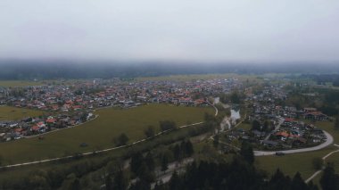 Yaz Alp Vadisi 'nin havadan görünüşü