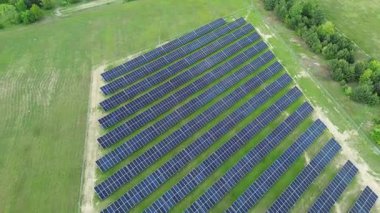 Güneş panellerinden gelen çevre dostu enerji