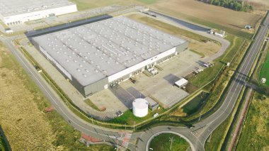 Endüstriyel depolama binaları hava perspektifi