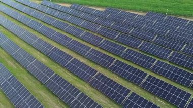 Doğadan ve güneşten yenilenebilir elektrik