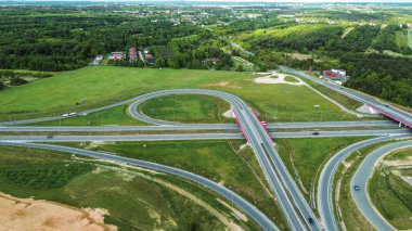 Hava görüntüsünden kırsal yol kavşağı