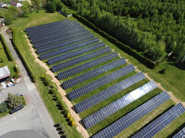 Güneş Enerjisi Sanayi Tesisi Hava Görüntüsü