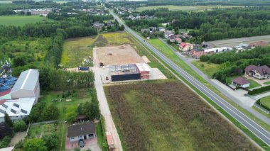 Alacakaranlıkta ticari proje şantiyesi