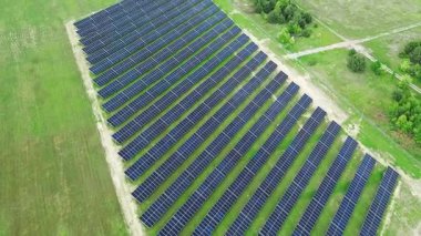 Sürdürülebilir kalkınma ve çevresel korunmayı destekleyen solarpaneller