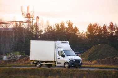 Lojistik araç taşıma malları kırsal bölgede