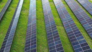 Tarlalarda sürdürülebilir güneş enerjisi panelleri