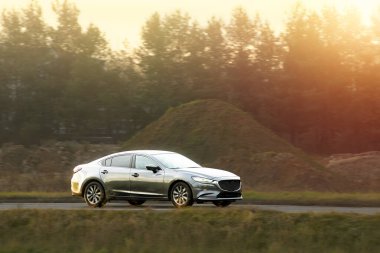 Premium yönetici arabası sorunsuz gidiyor.