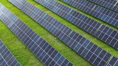 Güneş panelleri ile alternatif enerji kaynağı