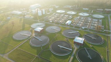 Modern atık su arıtma tesisi