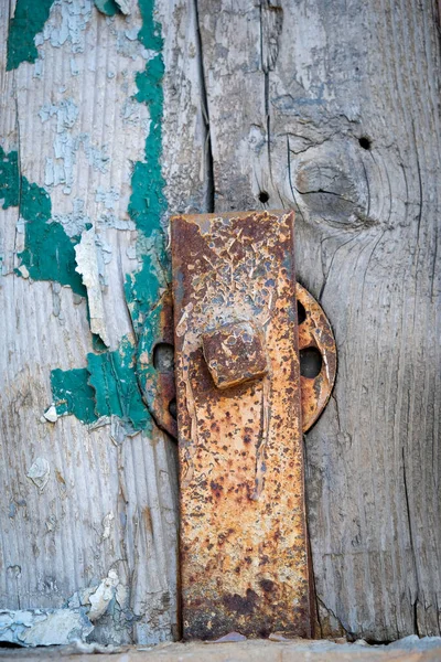 Rusted Painted Old Clasp Connector Boltt Attached Wood Boards Scraps — Stock Photo, Image