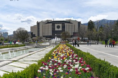 SOFIA, BULGARIA - 15 Nisan 2023: Ulusal Kültür Sarayı. Yüksek kalite fotoğraf