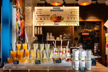 Budapeşte, Macaristan - 24 Ekim 2024: Merkezi Pazar Salonu. Yüksek kalite fotoğraf