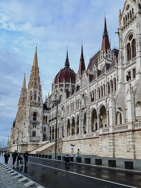 Budapeşte 'deki Macar Parlamentosu. Yüksek kalite fotoğraf