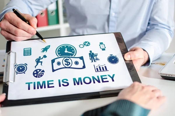 Empresário Mostrando Tempo Conceito Dinheiro Uma Área Transferência — Fotografia de Stock