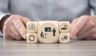 Koçluk sembollü tahta bloklar