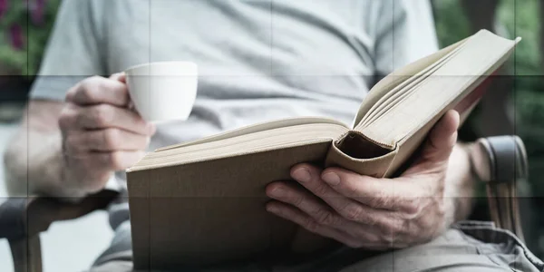 Man Die Een Boek Leest Een Kop Koffie Vasthoudt Geometrisch — Stockfoto