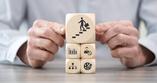 Деревянные блоки с символом потери работы