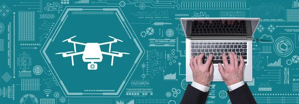 Top Nézet Kezek Segítségével Laptop Szimbóluma Drone Koncepció — Stock Fotó