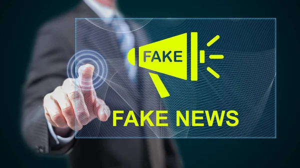 Mann Berührt Mit Den Fingern Ein Fake News Konzept Auf — Stockfoto
