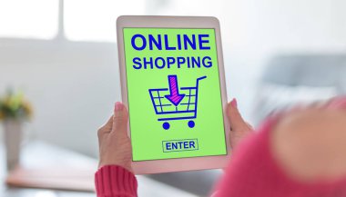 Çevrimiçi alışveriş kavramını gösteren tablet ekranı