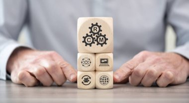 Krim kavramının sembolü olan tahta bloklar