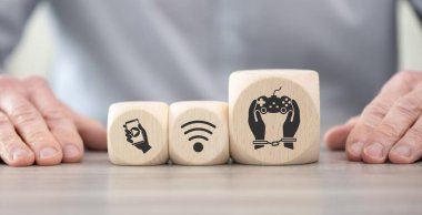 Oyun bağımlılığının sembolü olan tahta bloklar