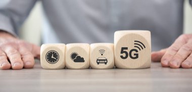 5G sembollü tahta bloklar.