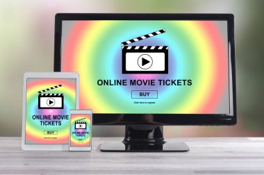 Farklı bilgi teknoloji cihazlar üzerinde kavramı alış online sinema bileti