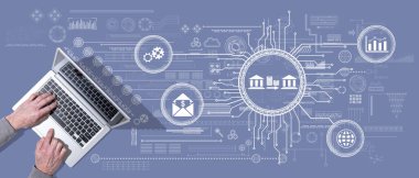 Para transferi kavramına sahip dizüstü bilgisayar kullanan ellerin üst görünümü