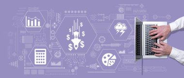 Ekonomik kriz konseptini simgeleyen dizüstü bilgisayar kullanan ellerin üst görünümü