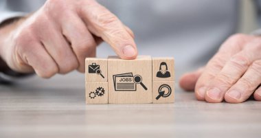 İş arama kavramına sahip tahta bloklar