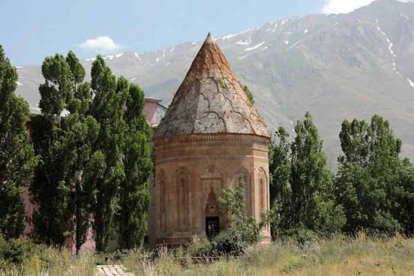 stock image Halime Hatun Tomb is located in the Seljuk cemetery in Gevas district. The tomb was built in the 13th century during the Seljuk period. Van, Turkey.