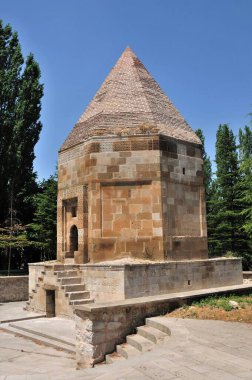 Boyalı Köy Kompleksi Seljuk döneminde inşa edildi. Kompleksteki mozole. Afyonkarahisar, Türkiye.