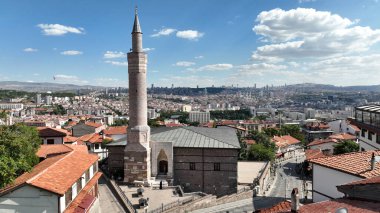 Ahi Serafettin Camii, Anadolu Seljuk döneminde 13. yüzyılda inşa edilmiştir. Camiinin diğer adı da Arslanhane Camii. Ankara, Türkiye.