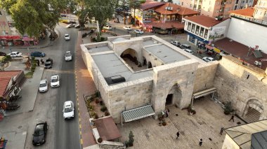 Egirdir ilçesindeki Dundar Bey Madrasa Seljuk döneminde inşa edilmiştir. İHA 'yla çekilen medresenin fotoğrafı. Egirdir, Isparta, Türkiye.