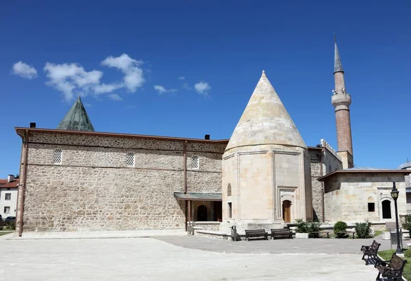 Beysehir Esrefoğlu Camii UNESCO Dünya Mirasları Listesi 'nde yer alıyor. Cami Orta Çağ 'da inşa edildi. Beysehir, Konya, Türkiye. 