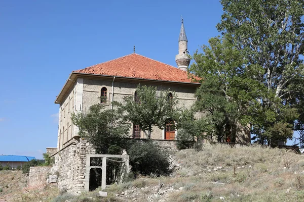 Uluborlu Alaeddin Camii 1231 yılında Anadolu Seljuk döneminde inşa edilmiştir. Cami 'nin İHA' yla çekilmiş bir fotoğrafı. Isparta, Türkiye.