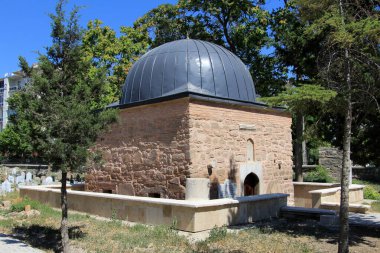 Şeyh Alaman Mezarı 13. yüzyılda Anadolu Seljuk döneminde inşa edilmiştir. Karatay, Konya, Türkiye.