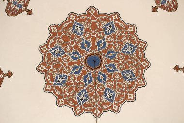 Sultan Selim Camii 'nin narthex' inin kubbesi. Cami, Osmanlı döneminde 16. yüzyılda inşa edildi. Konya, Türkiye.