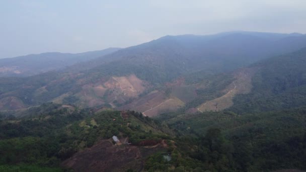 Montaña Destruida Por Humanos Para Cultivar Plantas Vista Aérea Montañas — Vídeo de stock