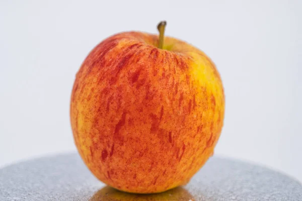 stock image Fresh red apple isolated on white background.