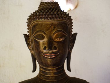 Luang veya Phra Chedi Lokachulamanee 'nin Vientiane, Laos' ta ibadet için çok önemli bir yer olduğu düşünülen Buda heykelleri ve heykelleri..