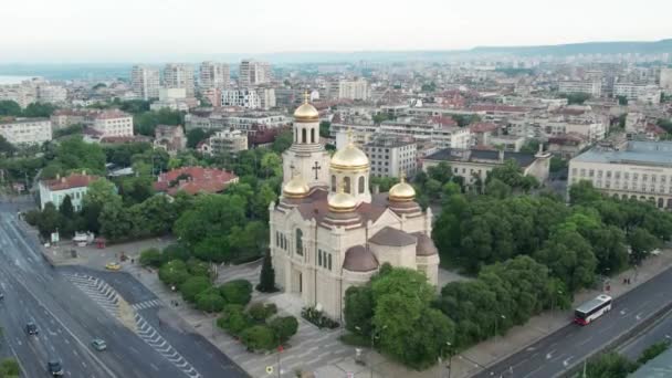Stadtzentrum Von Varna Bulgarien Stadtlandschaft Die Mariä Himmelfahrt Kathedrale Aus — Stockvideo