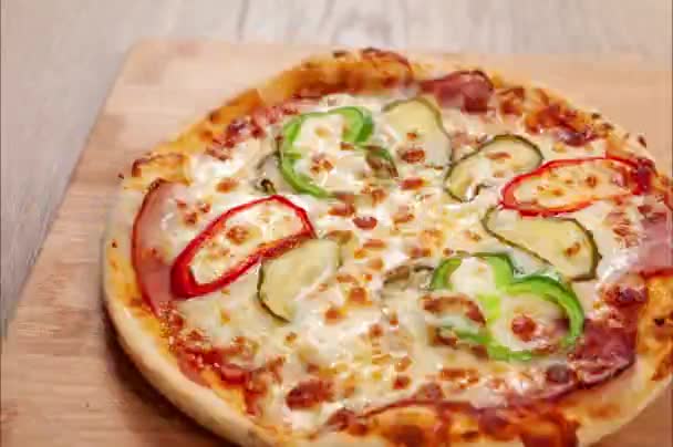 Delicious Pizza Different Toppings Wooden Surface Stop Motion Different Pizza — Vídeos de Stock