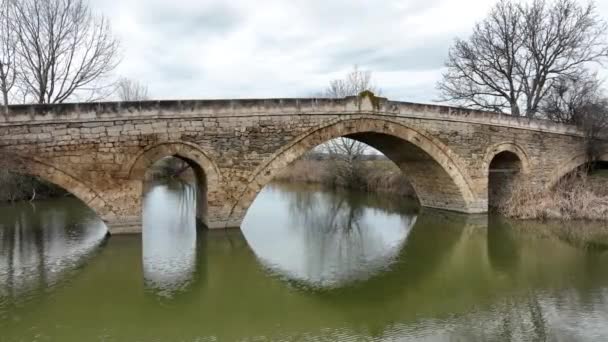 Alte Steinmittelalterliche Brücke Bulgarien Alte Römerbrücke — Stockvideo