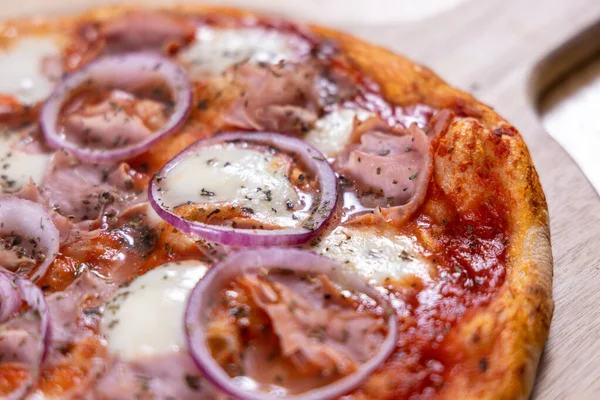 Deliziosa Pizza Calda Fatta Casa Pizza Italiana Vicino — Foto Stock